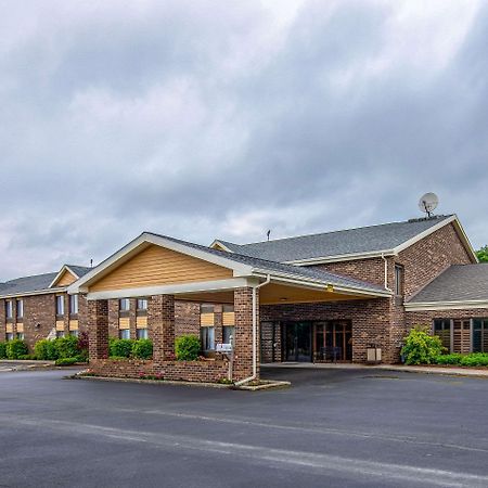 Quality Inn Tully I-81 Экстерьер фото