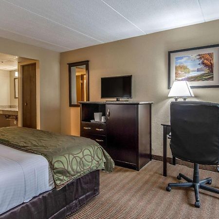 Quality Inn Tully I-81 Экстерьер фото