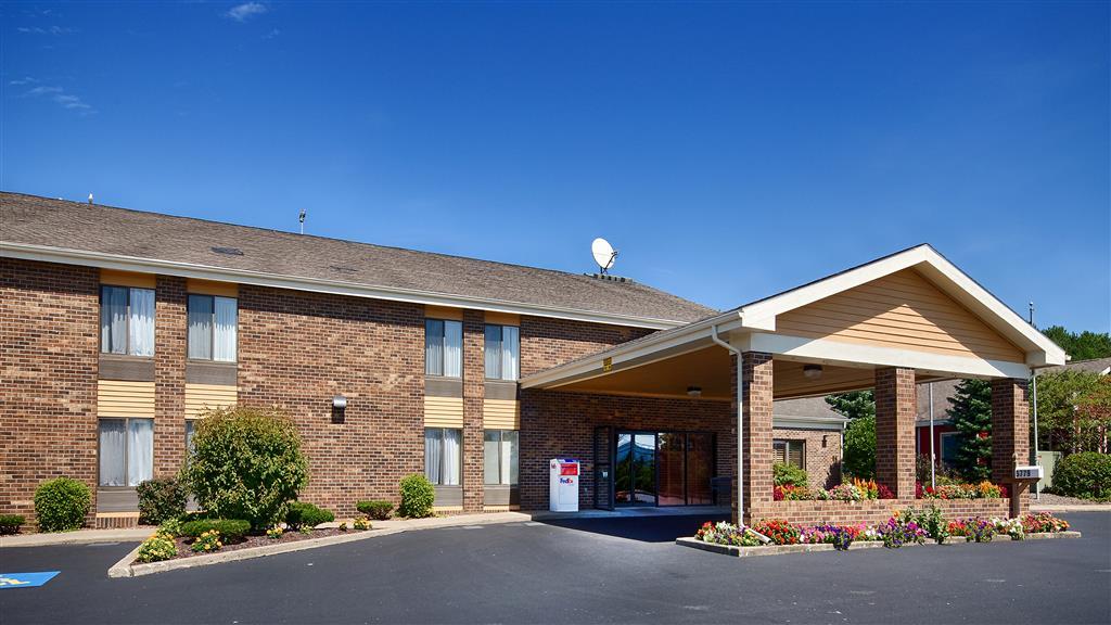Quality Inn Tully I-81 Экстерьер фото
