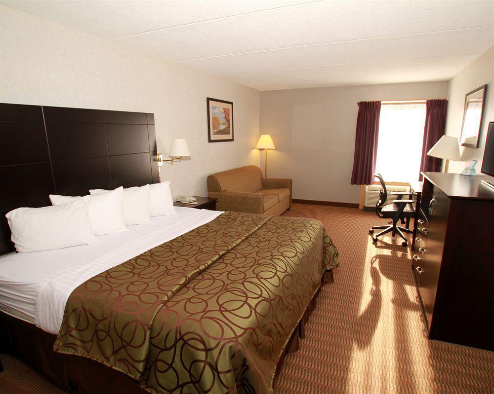 Quality Inn Tully I-81 Экстерьер фото